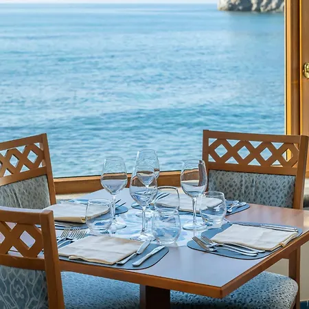 Tritone Resort&spa 4*